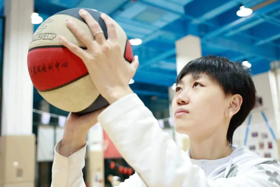 儿童篮球训练步骤应该注意什么_0